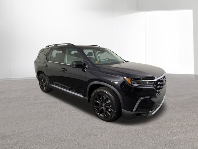 New 2025 Honda Pilot Touring image 11