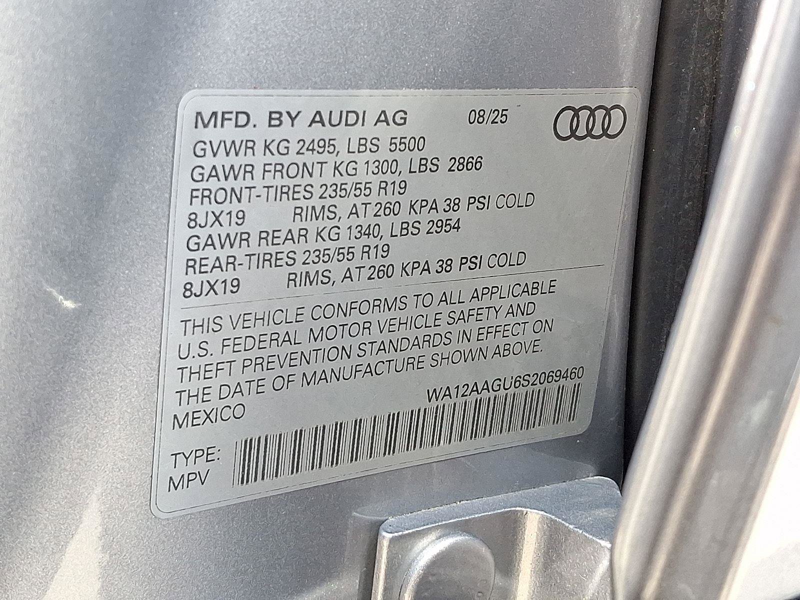 Used 2025 Audi Q5 Premium Plus w/ Premium Plus AWD/4WD image 27