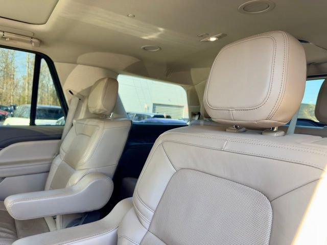 Used 2022 Lincoln Navigator Reserve image 8