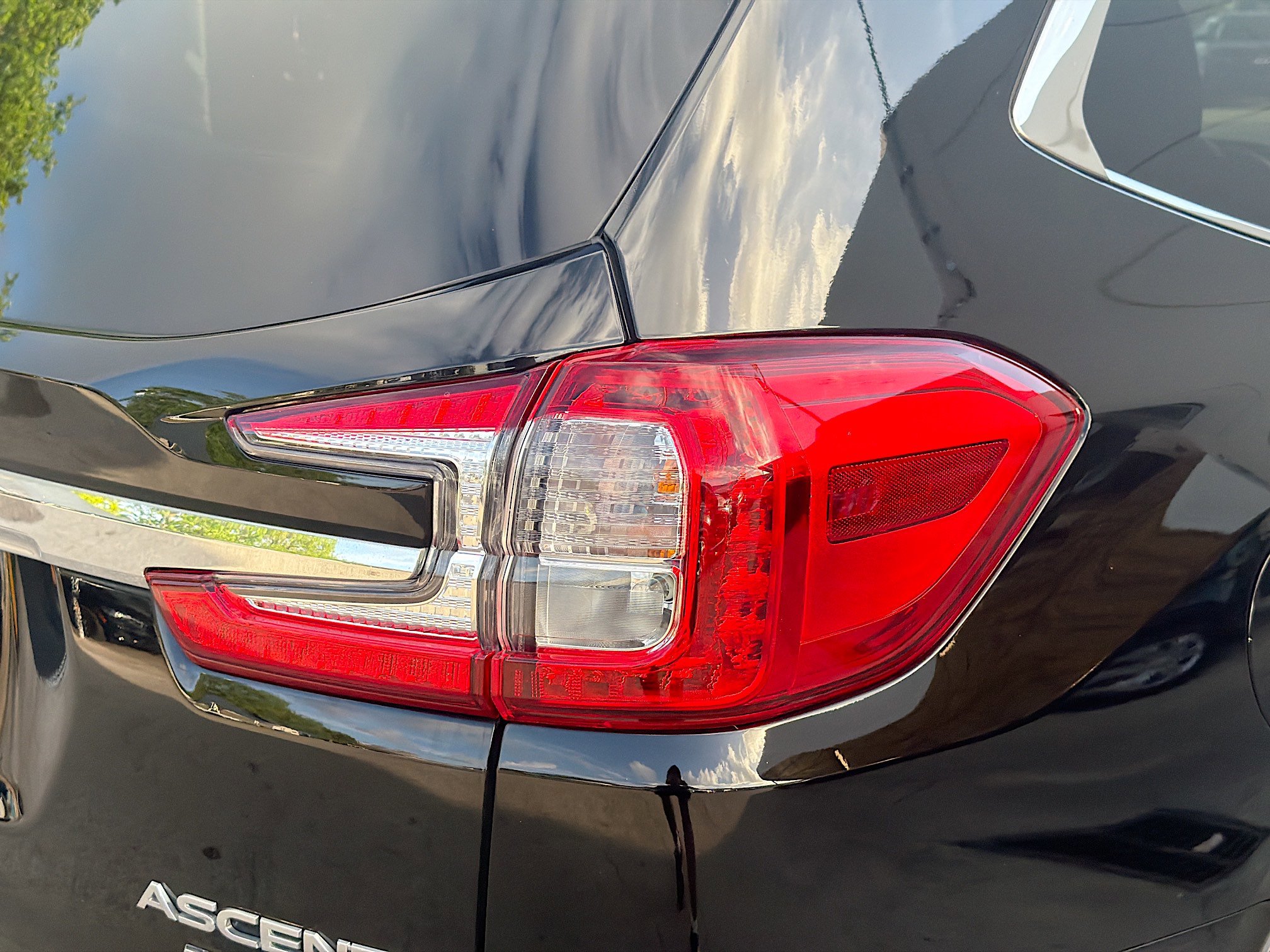 Used 2023 Subaru Ascent Touring image 28