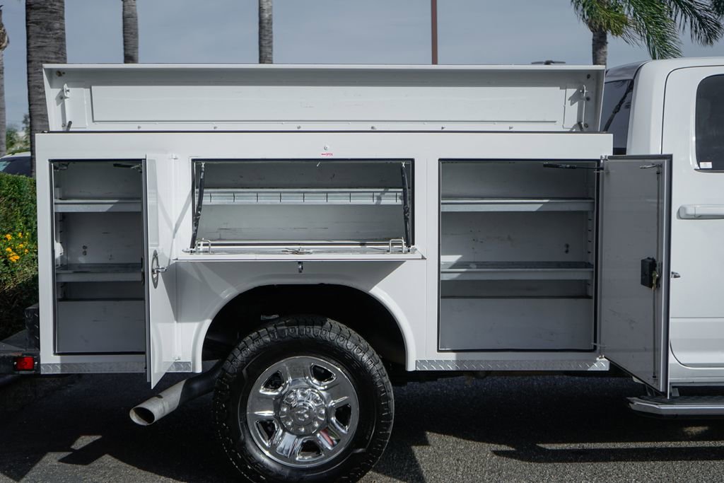 Used 2022 RAM 3500 Big Horn image 11