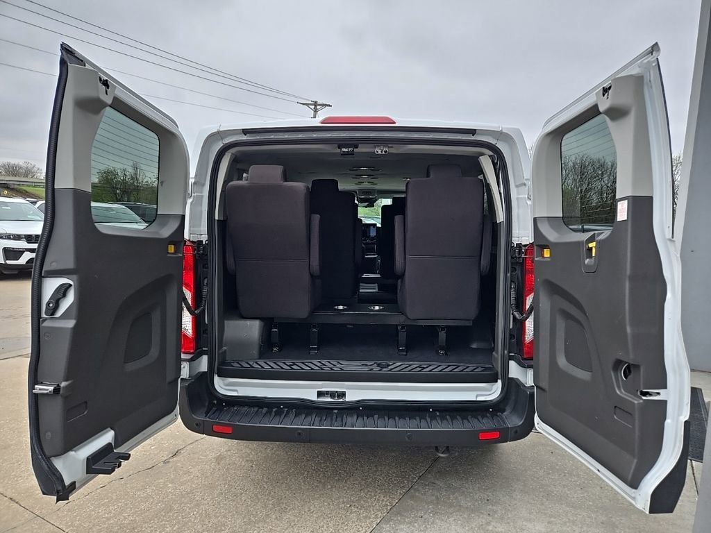 Used 2023 Ford Transit 350 XLT RWD image 94