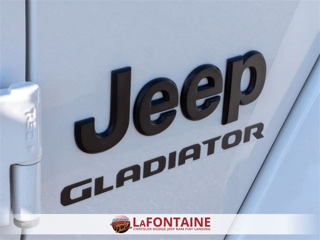 Certified 2022 Jeep Gladiator Sport image 9