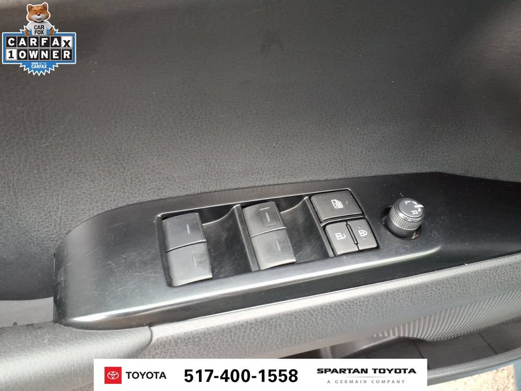 Used 2025 Toyota Camry LE FWD image 16