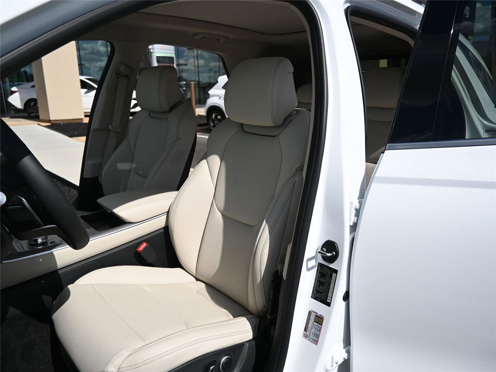 New 2026 Genesis GV70 2.5T Select image 19