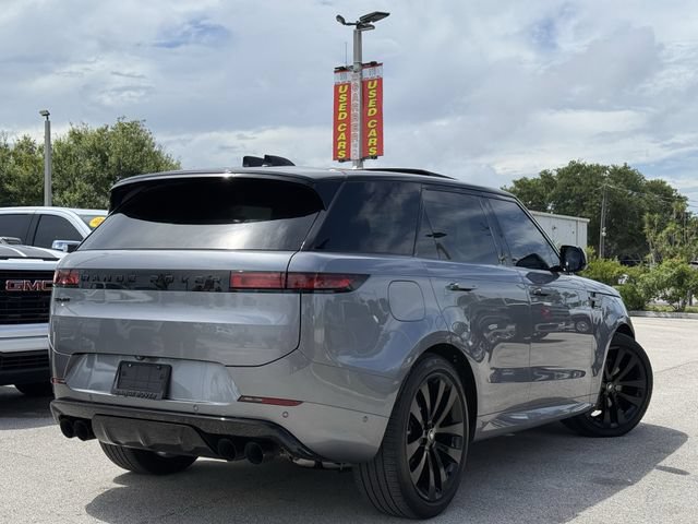 Used 2025 Land Rover Range Rover Sport Dynamic SE AWD/4WD image 3