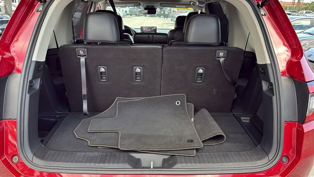 Used 2023 Honda Pilot Touring image 9