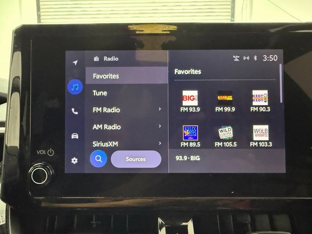 Used 2023 Toyota Corolla SE image 18