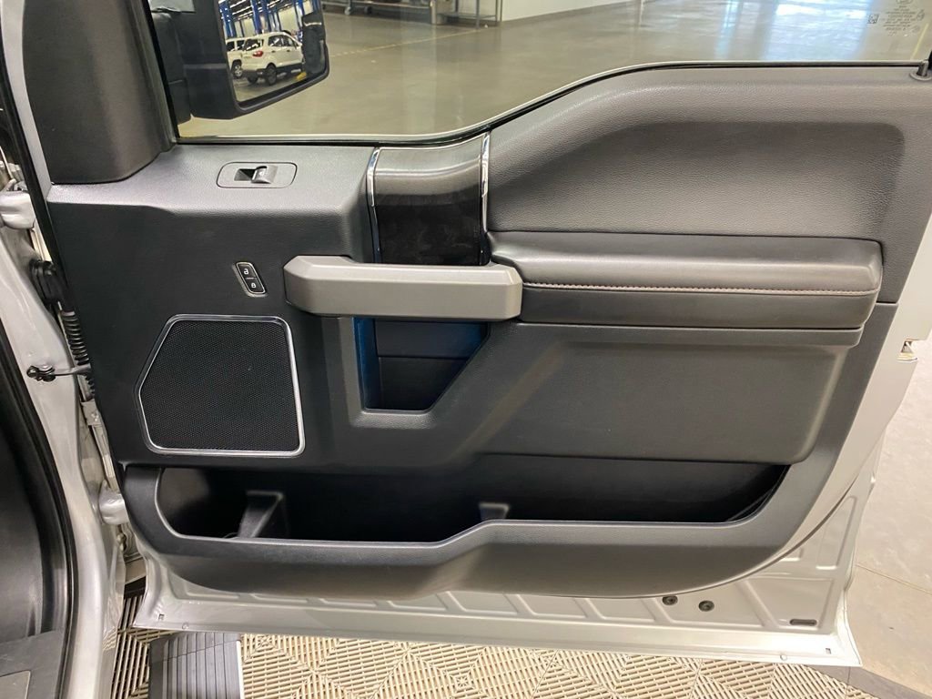 Used 2019 Ford F150 Platinum w/ Technology Package image 18
