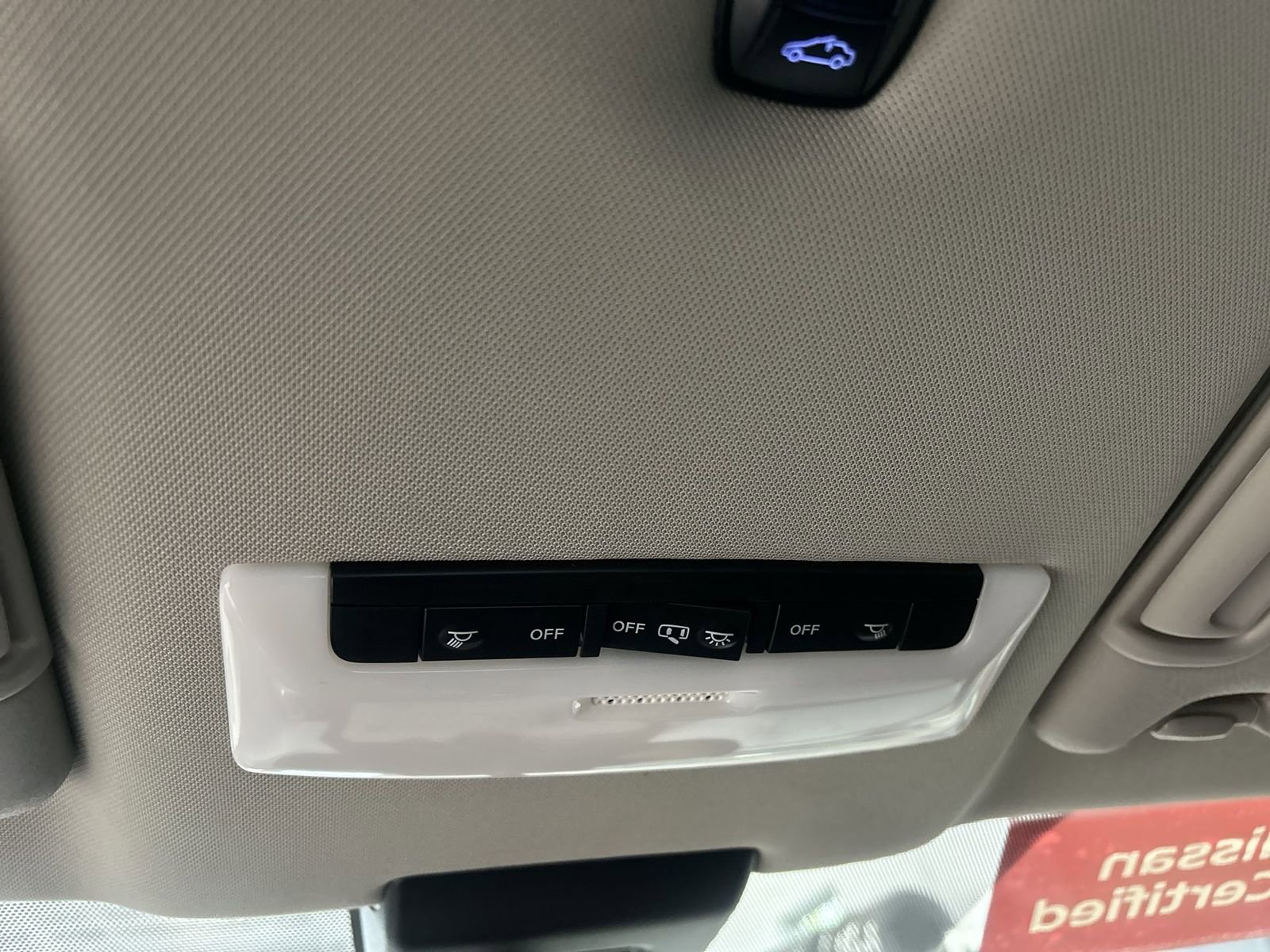 Certified 2025 Nissan Kicks Play S FWD image 18