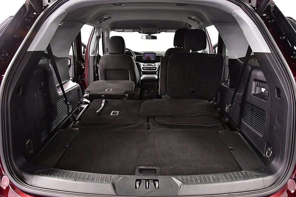 Used 2022 Ford Explorer XLT AWD/4WD image 33