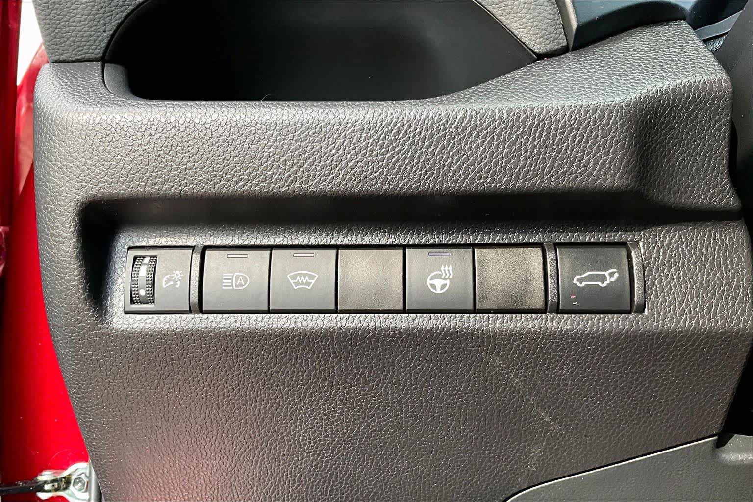 Used 2024 Toyota RAV4 XLE Premium w/ Weather Package AWD/4WD image 33