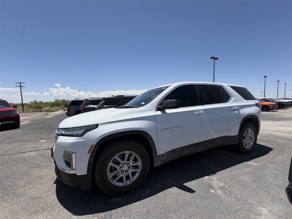 Used 2023 Chevrolet Traverse LS
