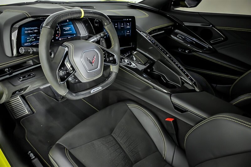 Used 2024 Chevrolet Corvette Z06 w/ Z07 Performance Package RWD image 18