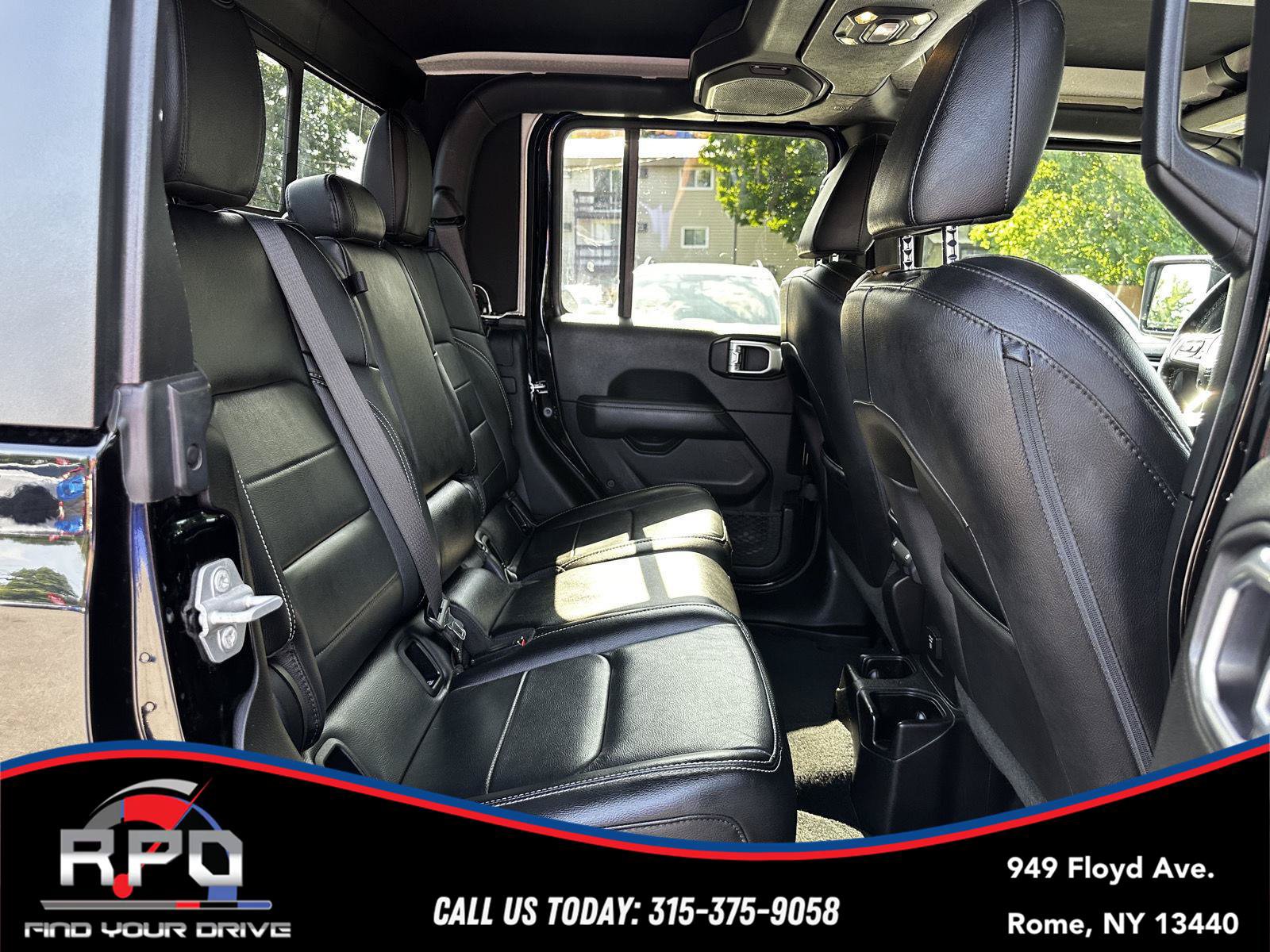 Used 2020 Jeep Gladiator Overland AWD/4WD image 27
