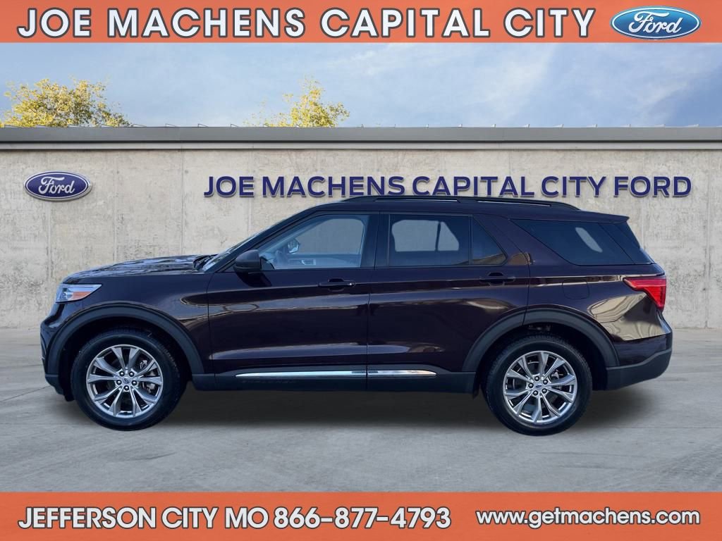 Certified 2023 Ford Explorer XLT w/ Equipment Group 202A image 5