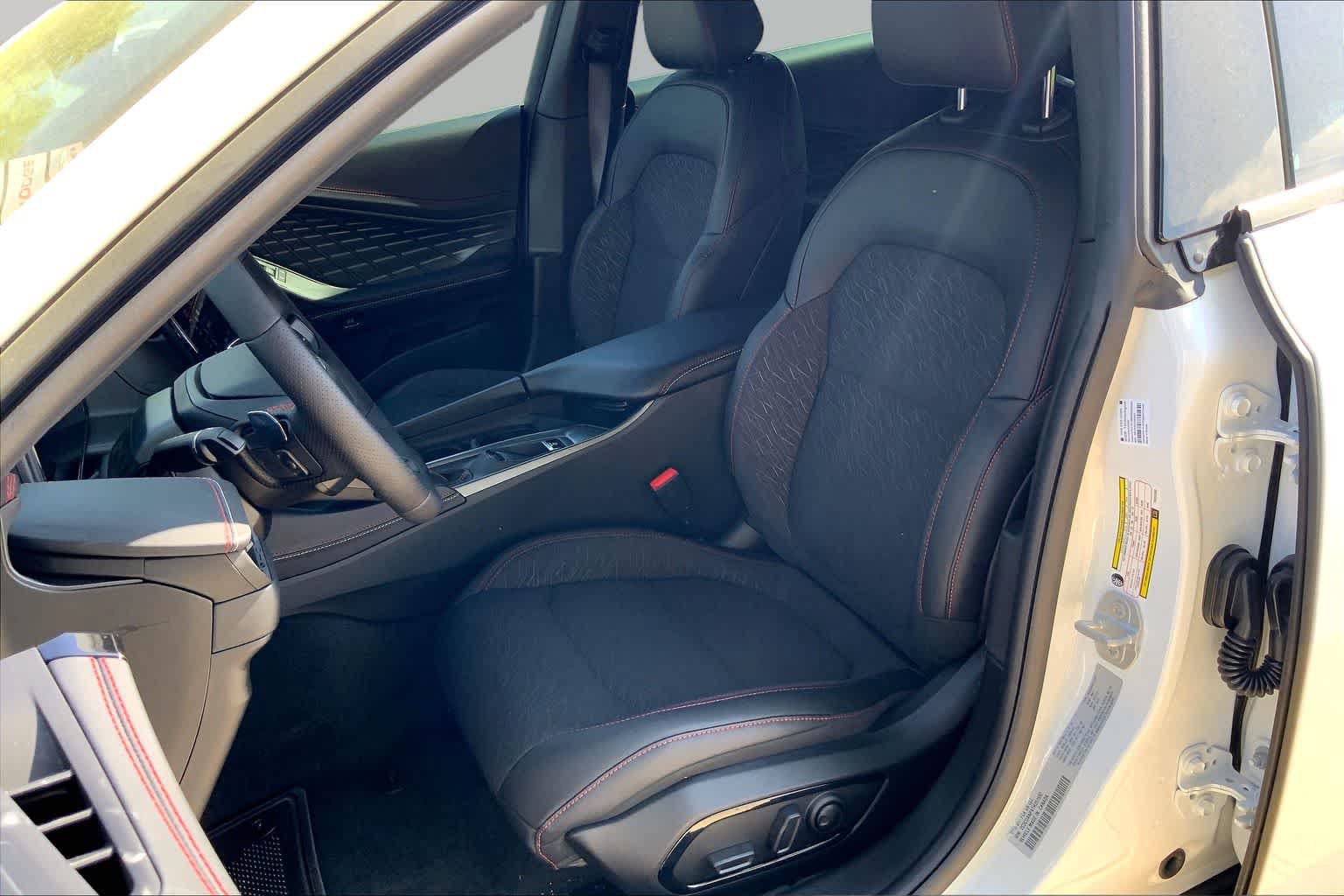 New 2026 Dodge Charger R/T w/ Driver Convenience Group AWD/4WD image 9
