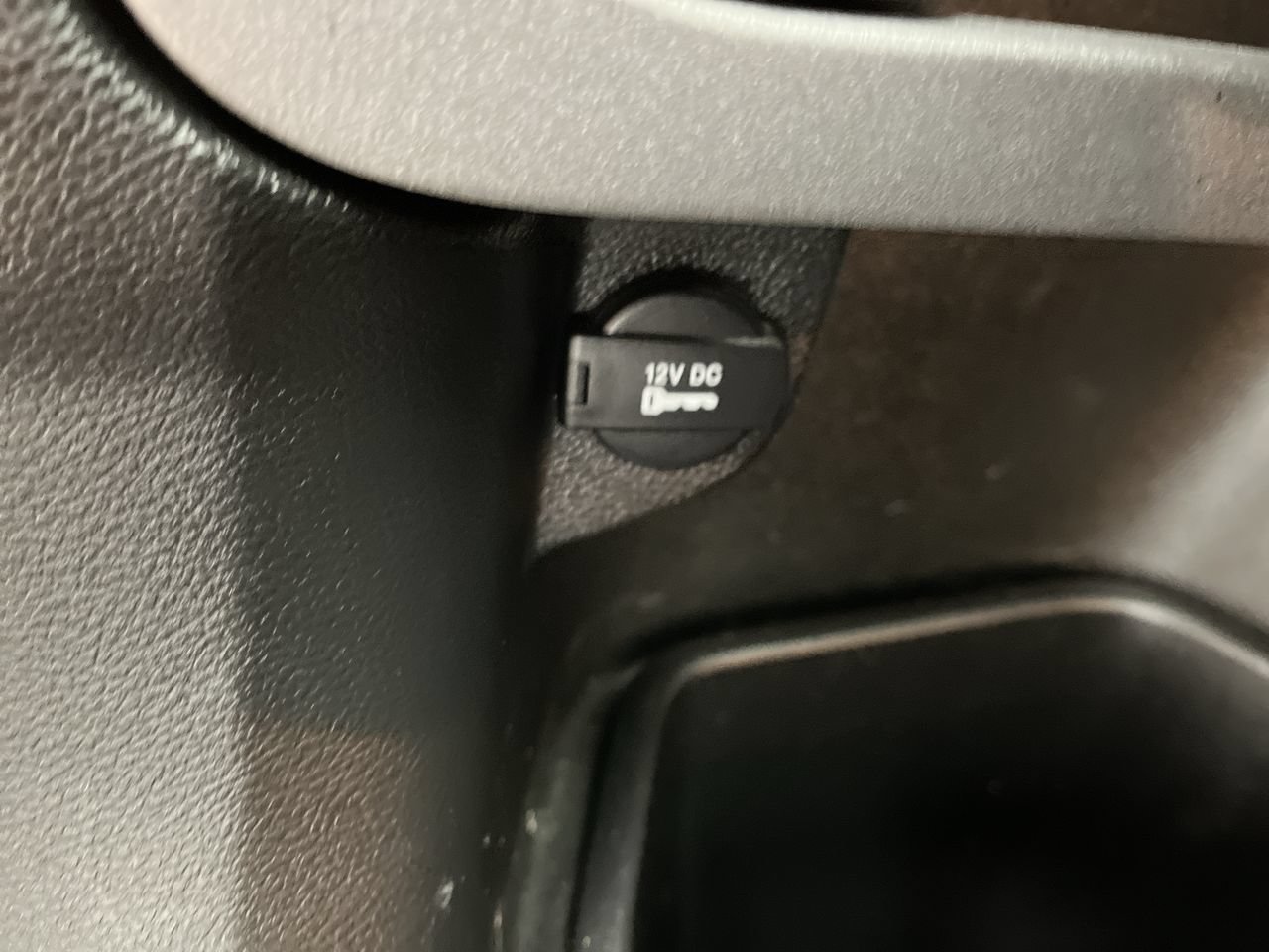 Used 2018 Jeep Cherokee Limited AWD/4WD image 27