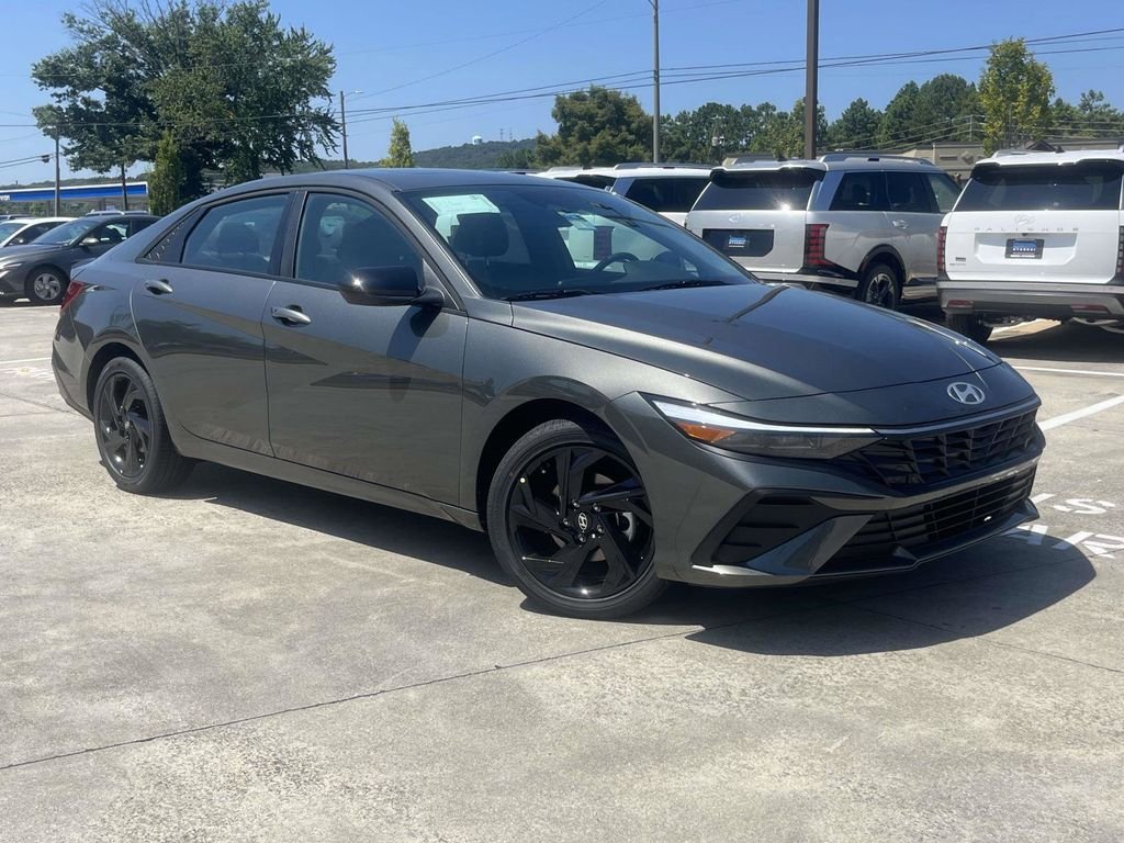 New 2026 Hyundai Elantra SEL Sport FWD image 1