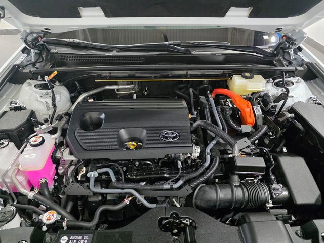 Used 2025 Toyota Crown Signia w/ Advanced Technology Package AWD/4WD image 27