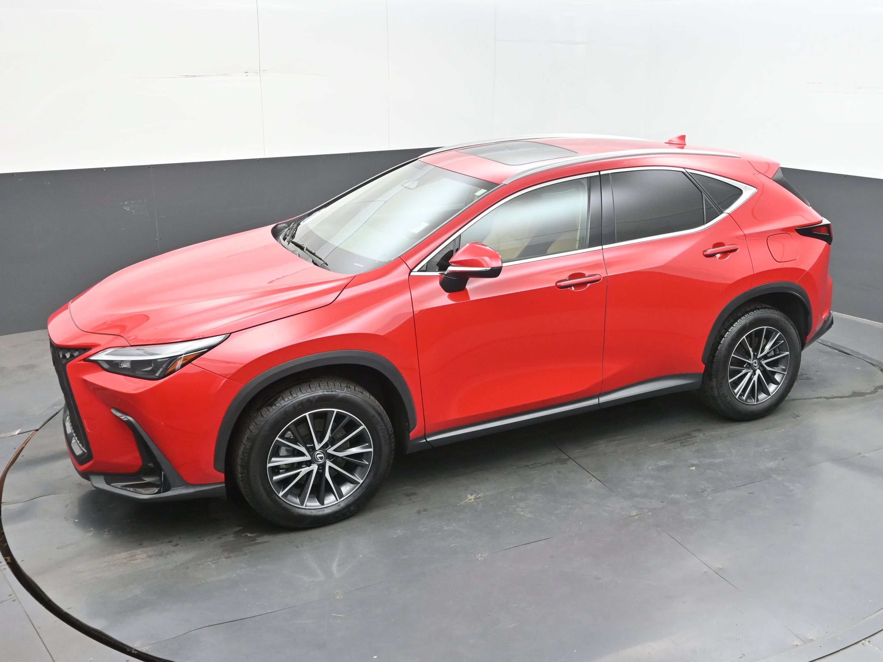 Used 2025 Lexus NX 250 FWD w/ Towing Package (2000 Lbs) image 34