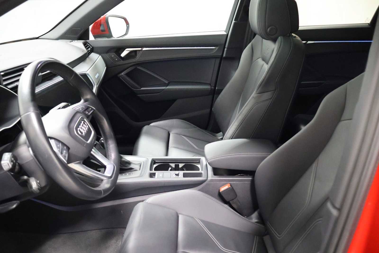 Used 2023 Audi Q3 2.0T Premium Plus image 5