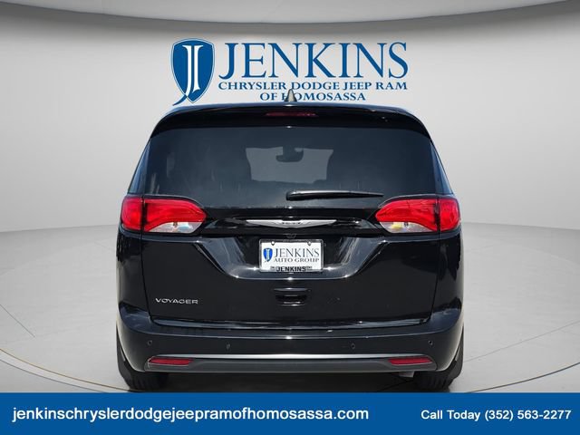 New 2026 Chrysler Voyager LX FWD image 3