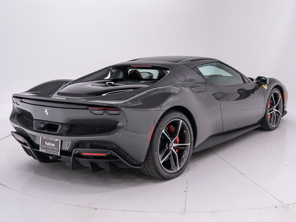 Used 2023 Ferrari 296 GTB RWD image 5