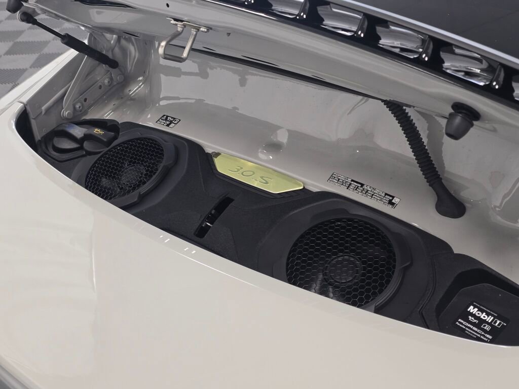 New 2025 Porsche 911 Carrera S image 22