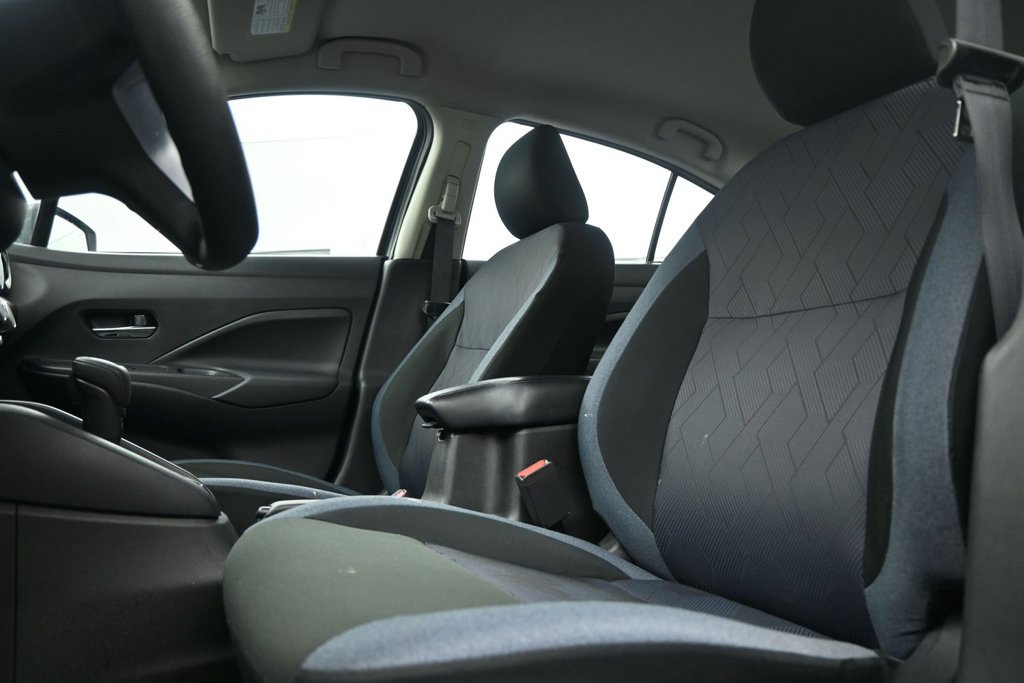 Certified 2025 Nissan Versa SV FWD image 15