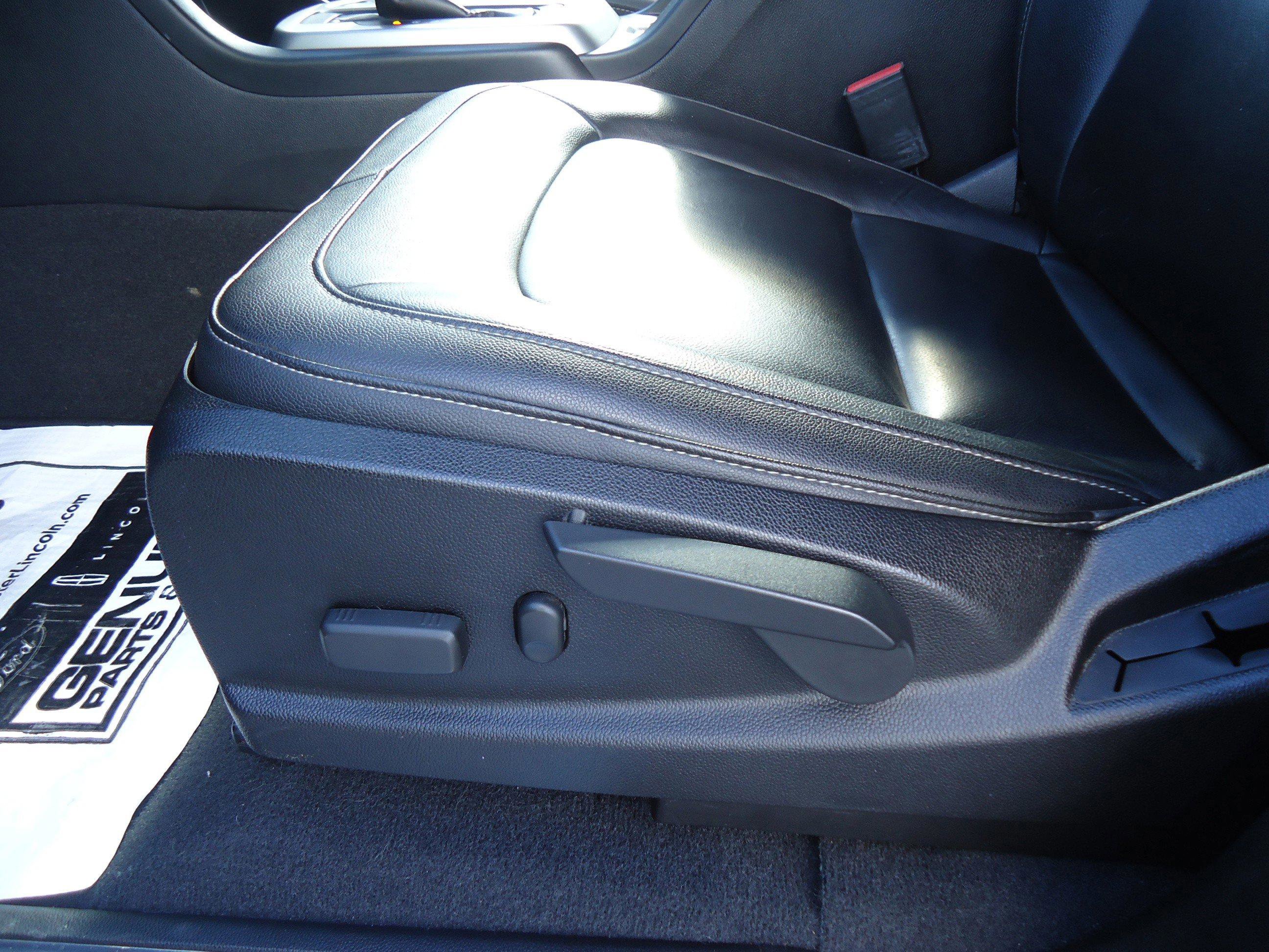 Used 2020 Chevrolet Colorado ZR2 image 26