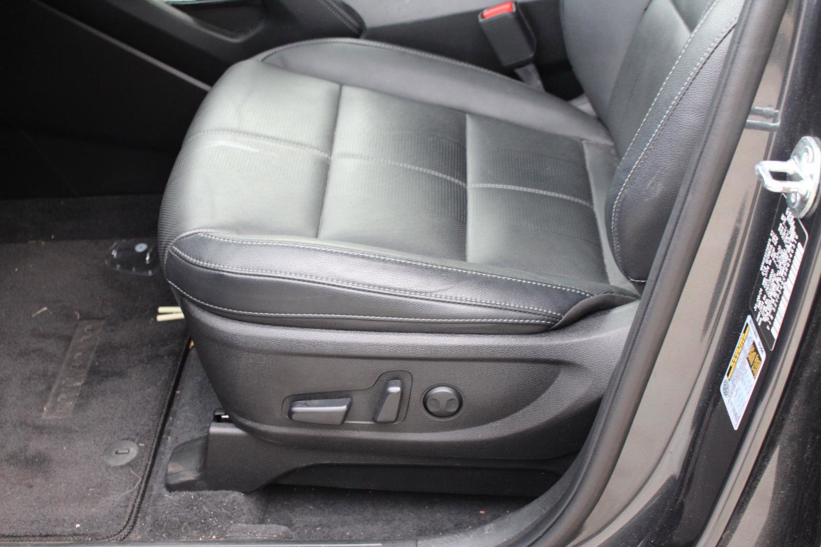 Certified 2024 Kia Telluride EX image 28