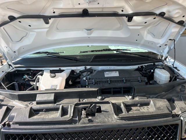 New 2025 Chevrolet Express 3500 w/ Power Convenience Package image 28