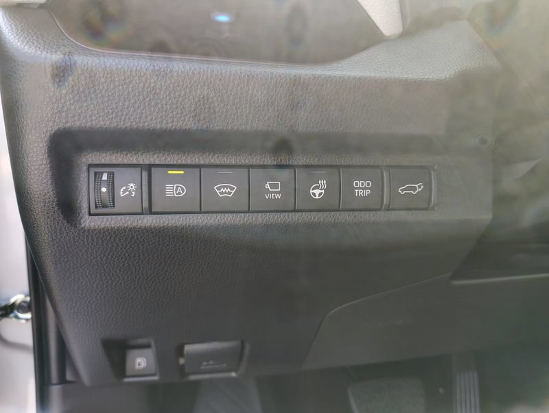 Certified 2025 Toyota RAV4 Limited w/ Advanced Technology Package AWD/4WD image 16