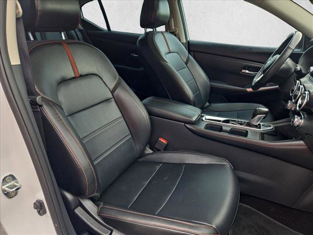 Used 2025 Nissan Sentra SR w/ SR Premium Package FWD image 20