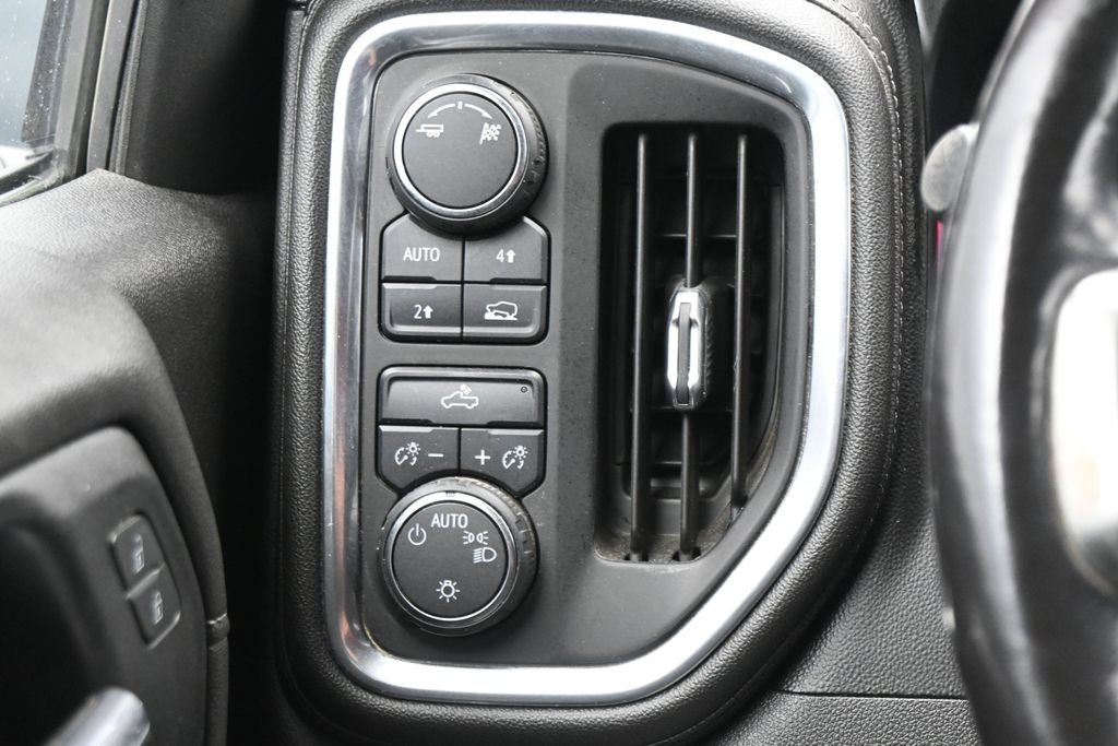Used 2019 Chevrolet Silverado 1500 LT w/ All-Star Edition AWD/4WD image 22