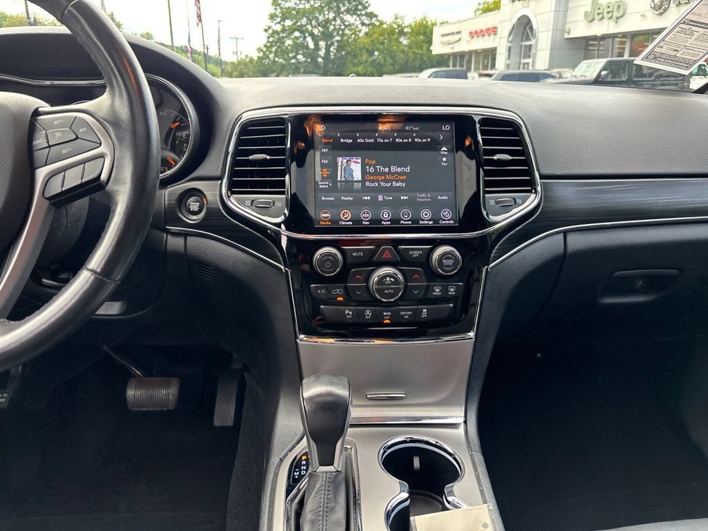 Used 2019 Jeep Grand Cherokee Limited w/ Trailer Tow Group IV AWD/4WD image 18