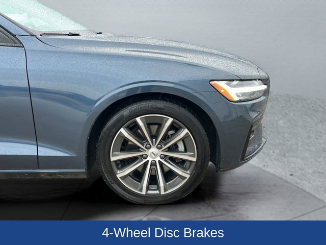 Used 2022 Volvo S60 B5 Inscription image 30