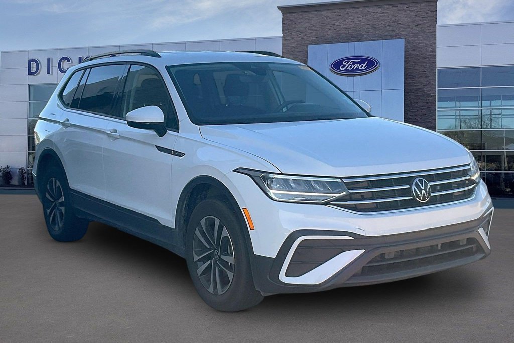 Used 2024 Volkswagen Tiguan S FWD image 1
