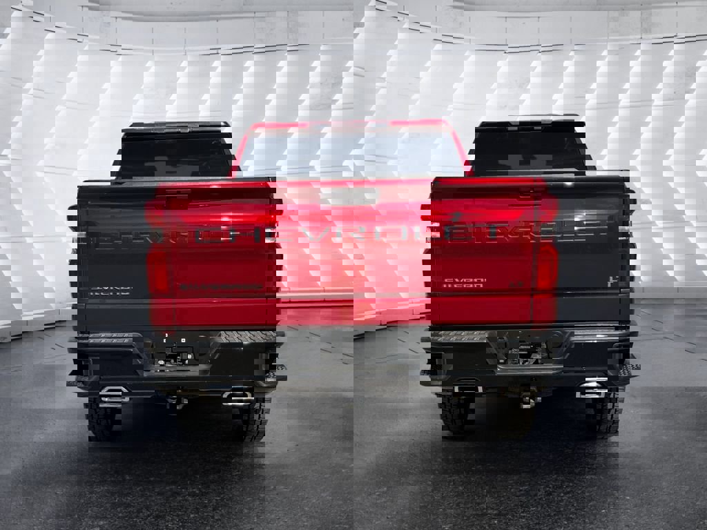 Used 2021 Chevrolet Silverado 1500 LT Trail Boss w/ Bed Protection Package image 5