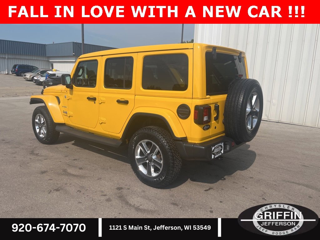 Used 2019 Jeep Wrangler Unlimited Sahara image 3