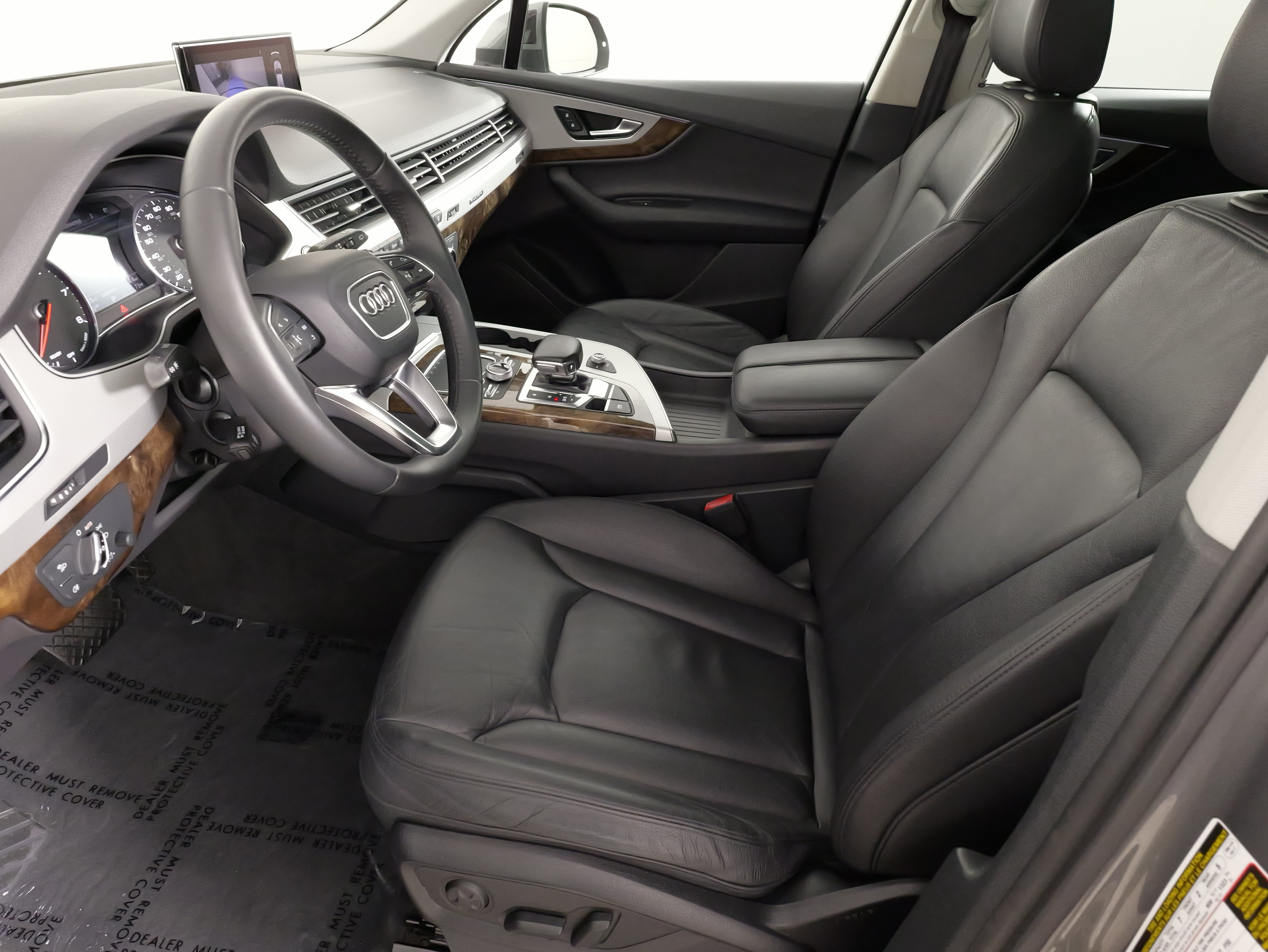 Used 2017 Audi Q7 2.0T Premium Plus w/ Premium Plus Package AWD/4WD image 30