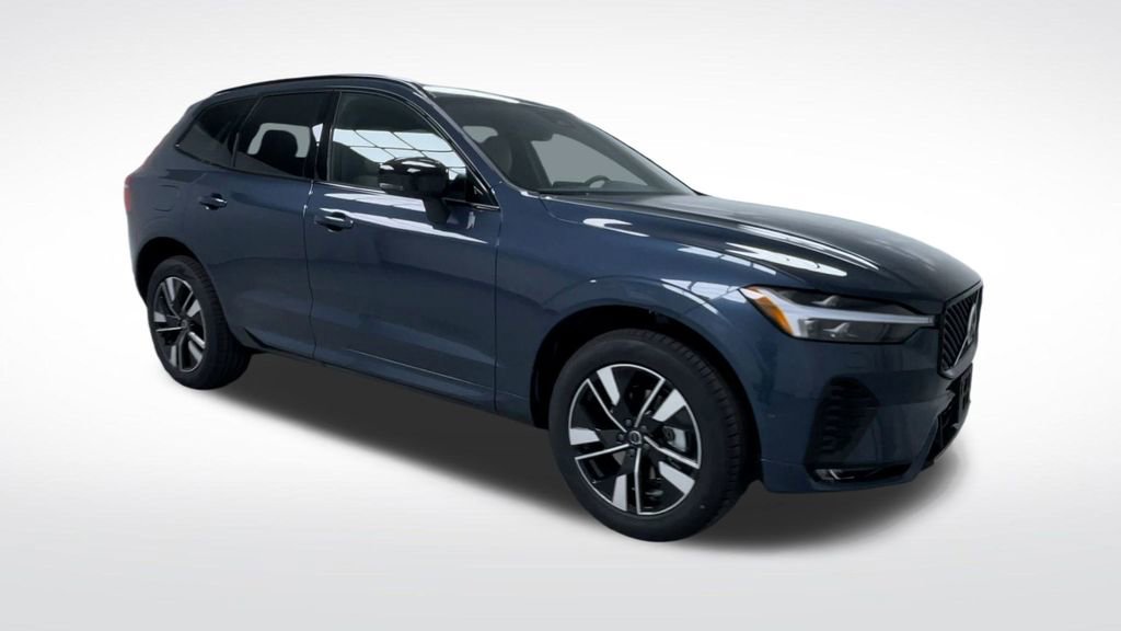 New 2026 Volvo XC60 B5 Plus w/ Protection Package Premier image 9
