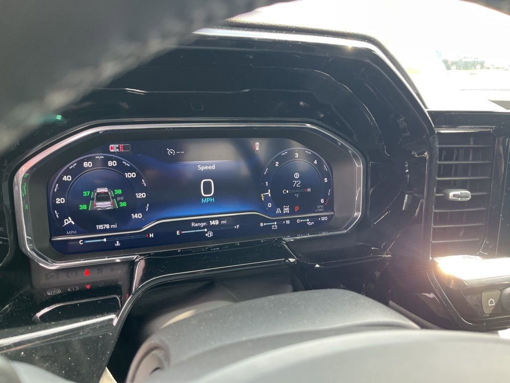 Used 2024 Chevrolet Silverado 1500 High Country w/ High Country Premium Package image 7