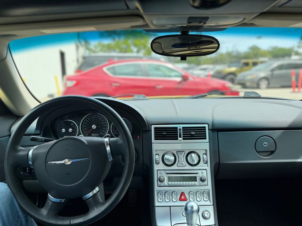 Used 2005 Chrysler Crossfire Limited image 27