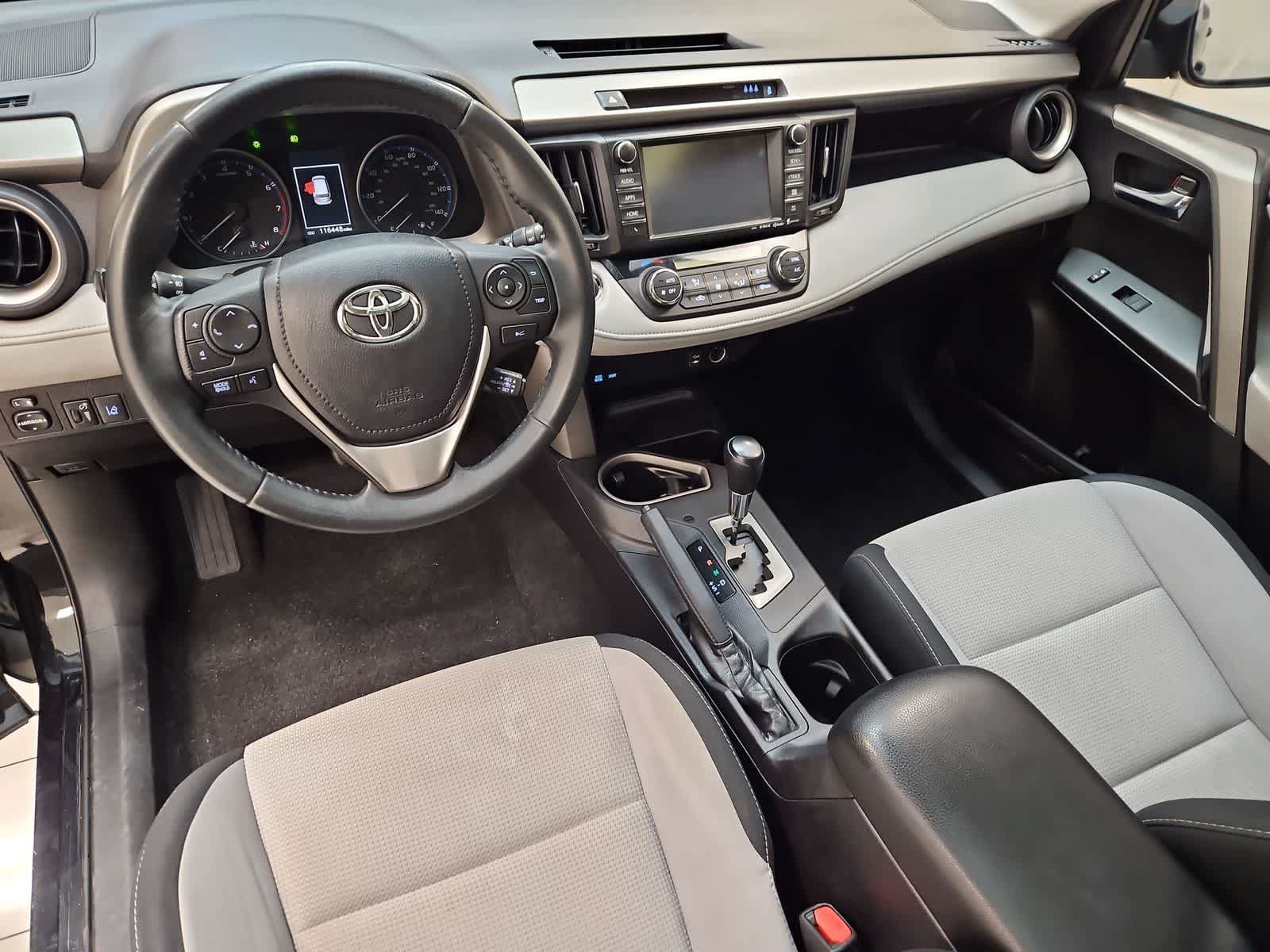 Used 2018 Toyota RAV4 XLE FWD image 18