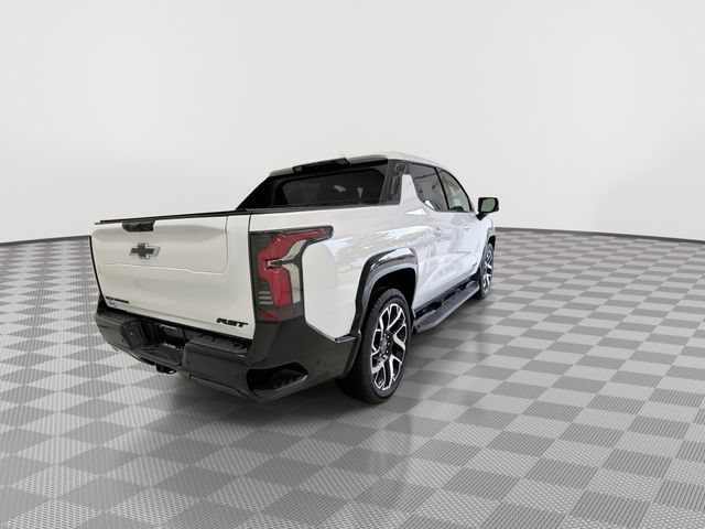 Certified 2025 Chevrolet Silverado EV RST AWD/4WD image 11