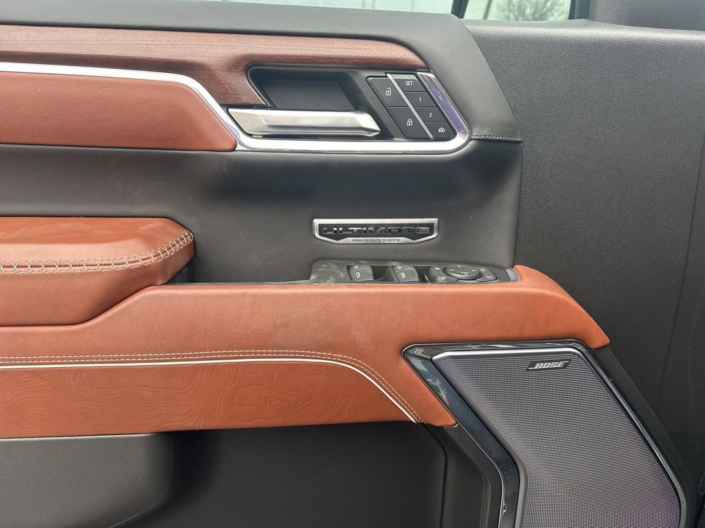 Used 2024 GMC Sierra 1500 Denali Ultimate image 11