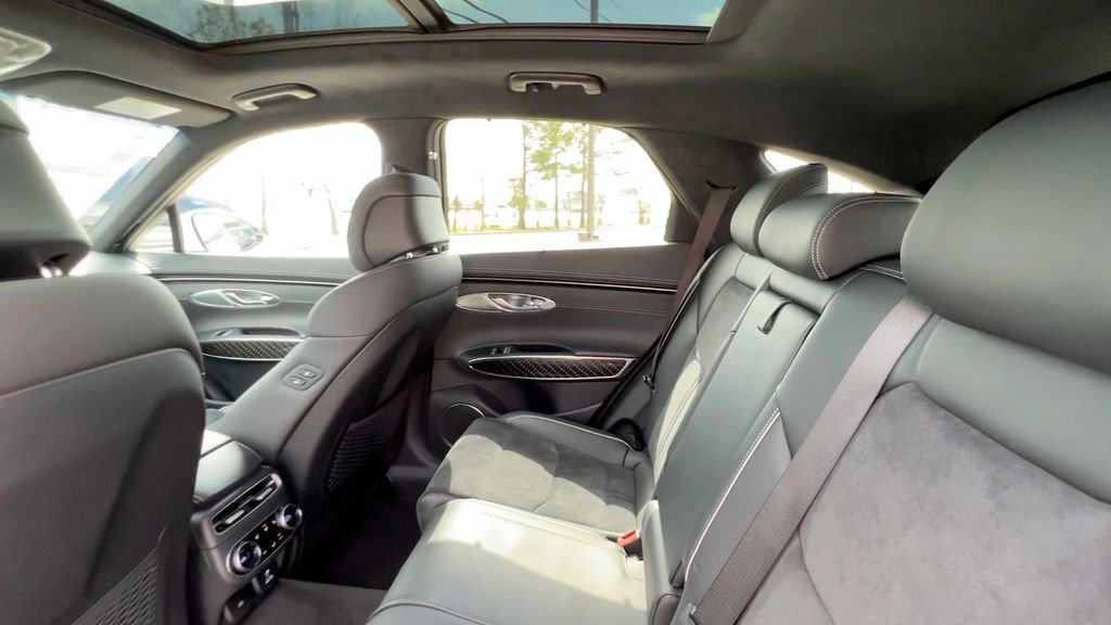 Used 2022 Genesis GV70 3.5T Sport w/ Sport Prestige Package image 36