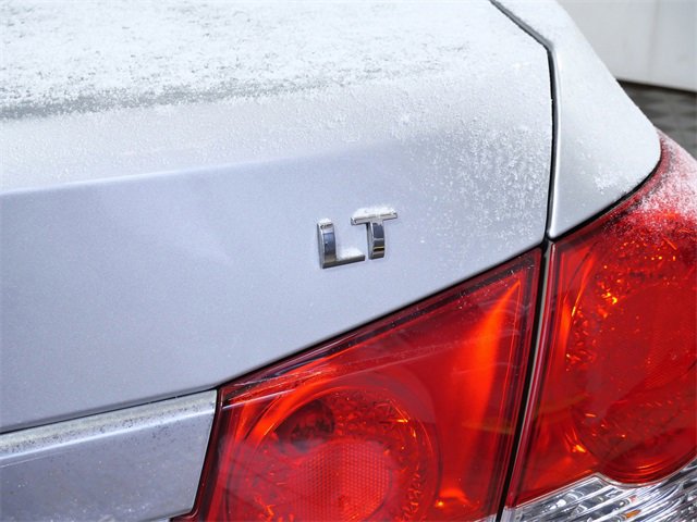 Used 2015 Chevrolet Cruze LT image 9